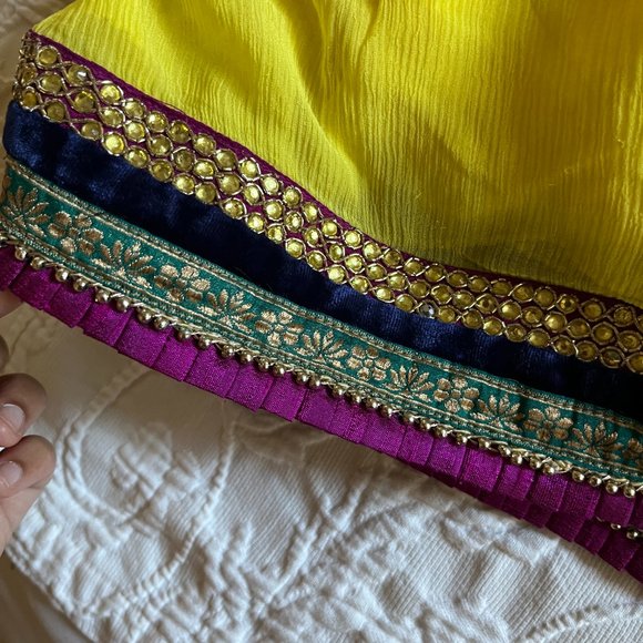 Yellow Chiffon Saree Velvet Border Gold Embroidered Party Wear - Picture 8 of 15